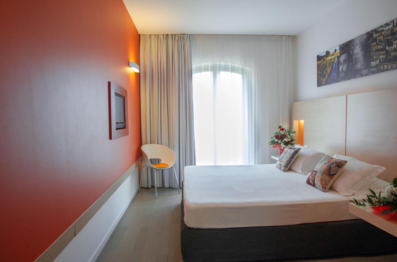 Ih Hotels Agrigento Kaos Resort מראה חיצוני תמונה