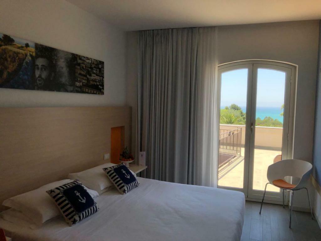 Ih Hotels Agrigento Kaos Resort מראה חיצוני תמונה